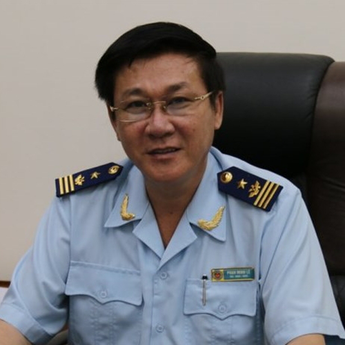 Mr. Phan Minh Lê (Deputy Director of HCMC Department of Customs)