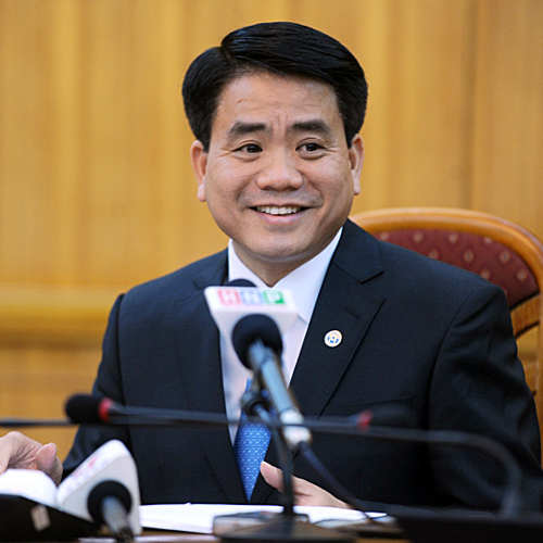 H.E. Mr. Nguyen Duc Chung (Chairman of Hanoi People's Committee)